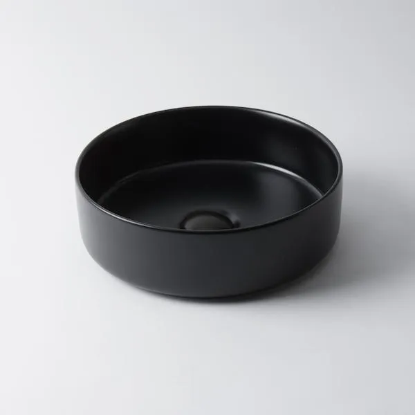 Eight Quarters Amaroo Circle Matte Black Basin