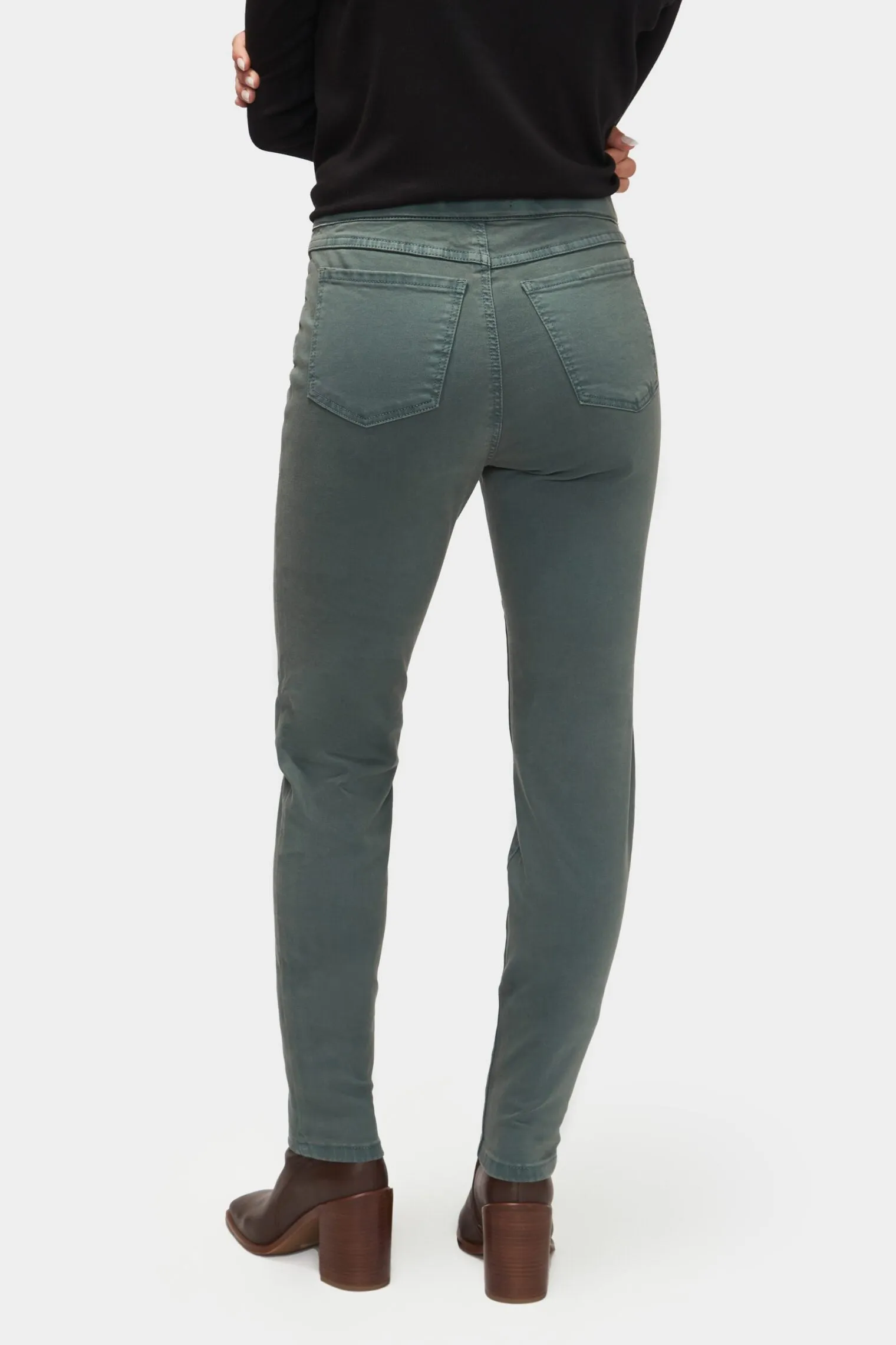 Euro Twill Pull On Slim Ankle Jean. Style FD2858511
