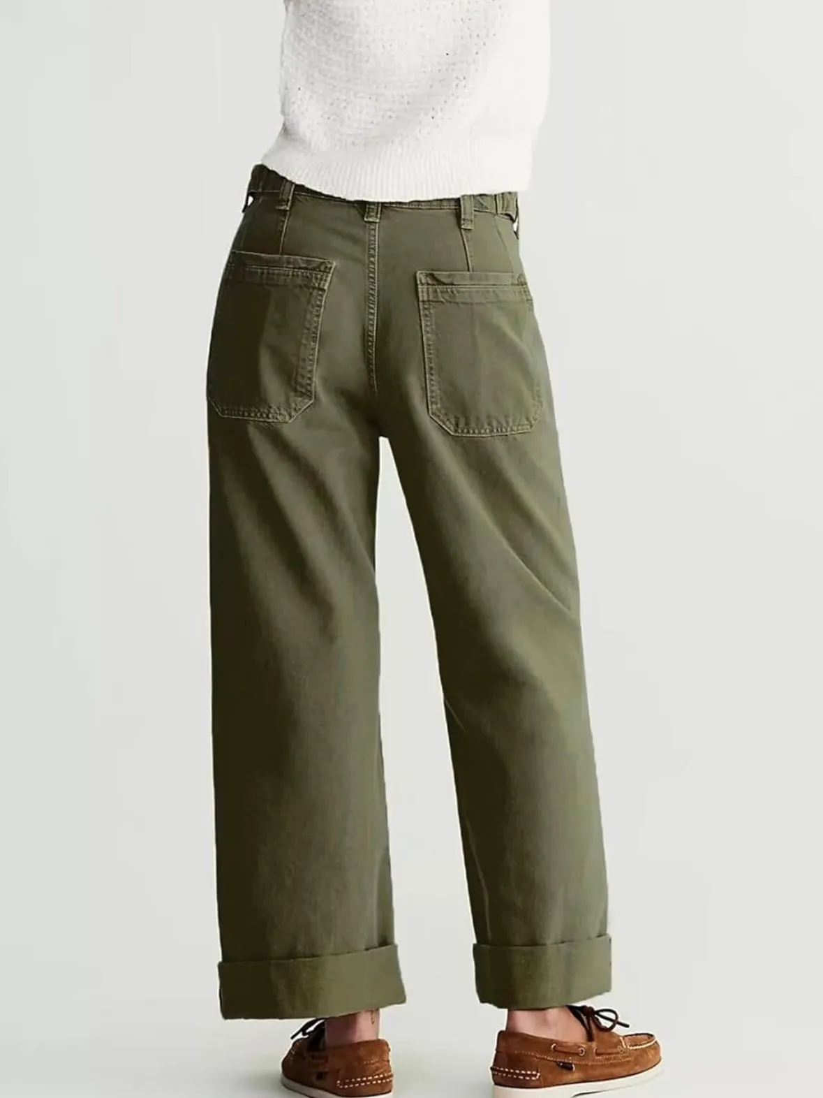 Green contrast jeans detail