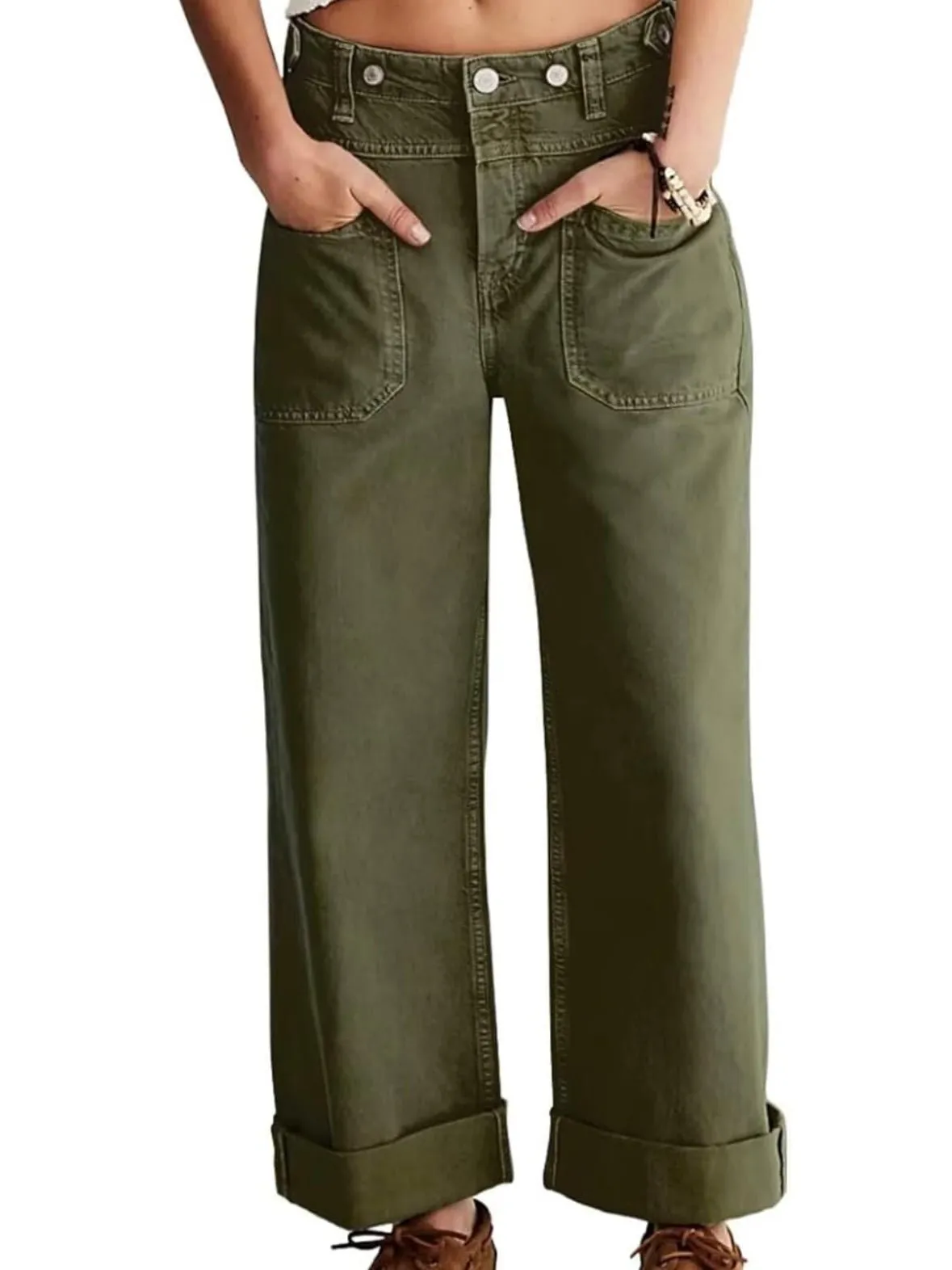 Green contrast jeans detail