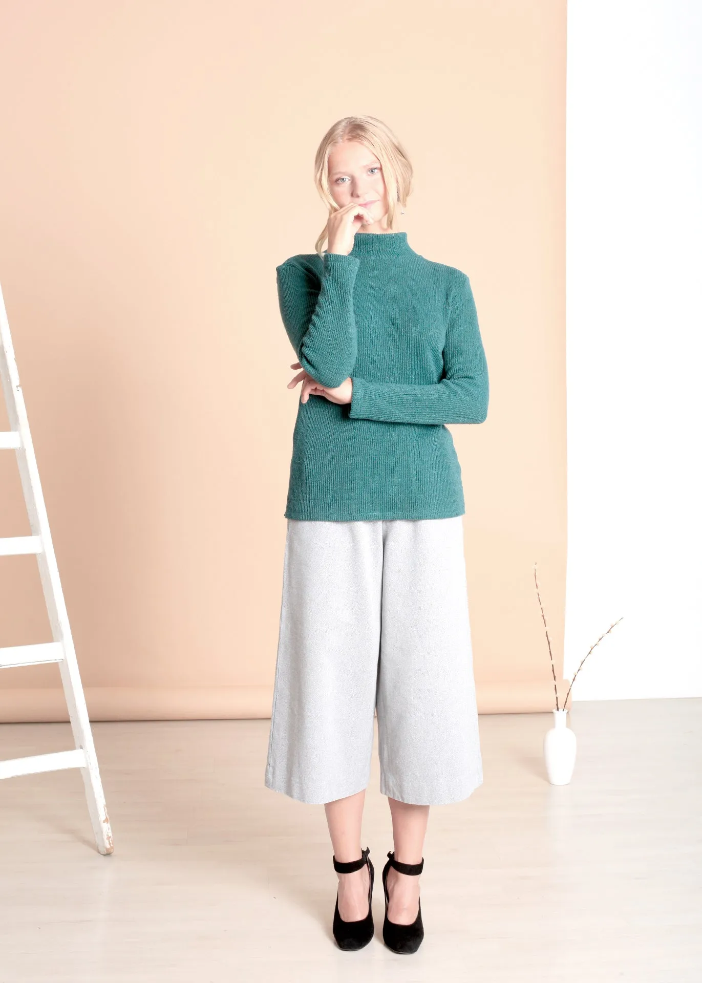 Park - Turtleneck Sweater in Forest Green - 100% true hemp / 100 % Hanf