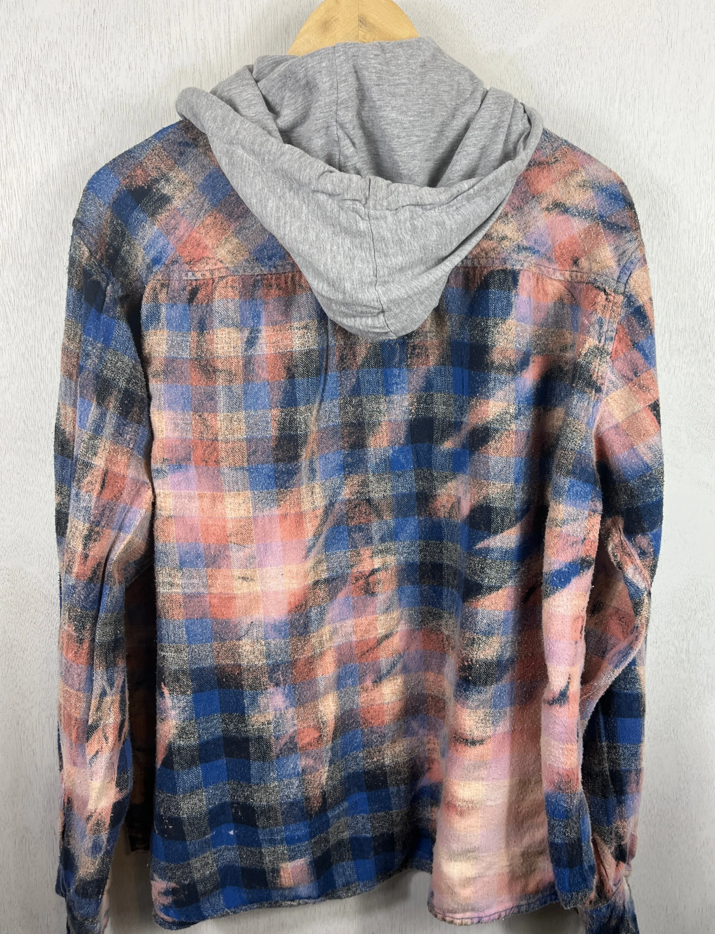Vintage Navy, Grey and Pink Flannel Hoodie Size Large